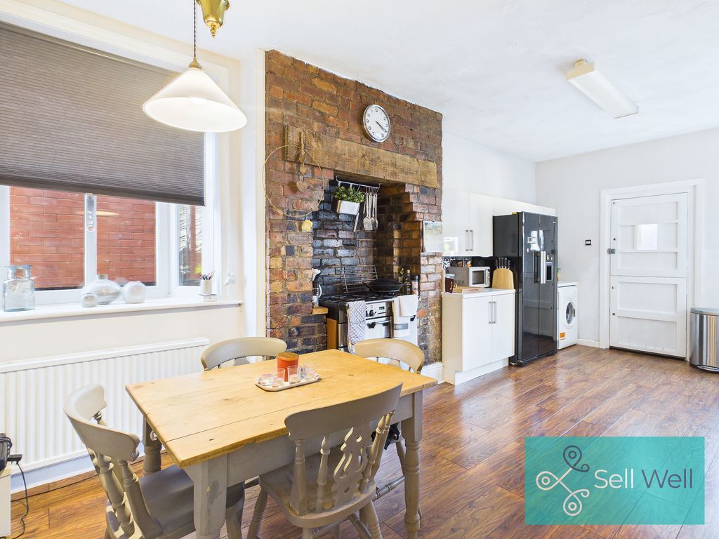 Property photo 2 of 22 Kitchen/Diner
