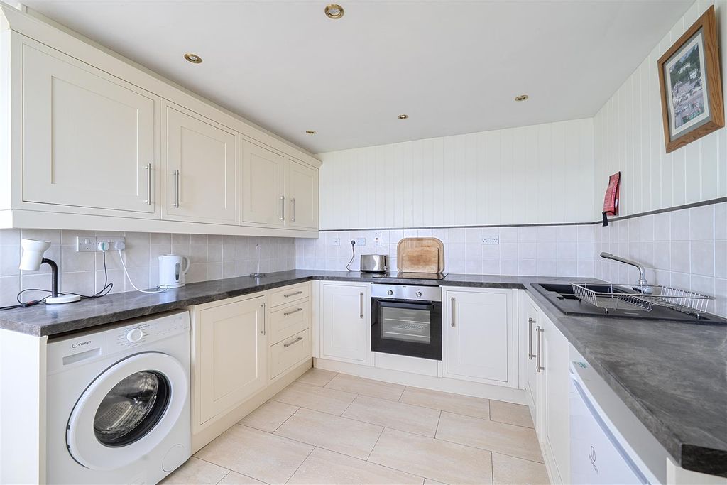 Property photo 3 of 16 1455594-1-6A0364A46d839.Jpg