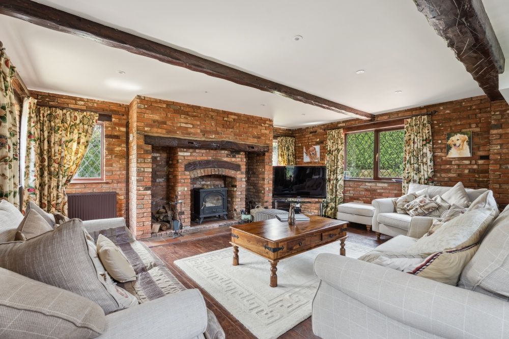 Property photo 3 of 15