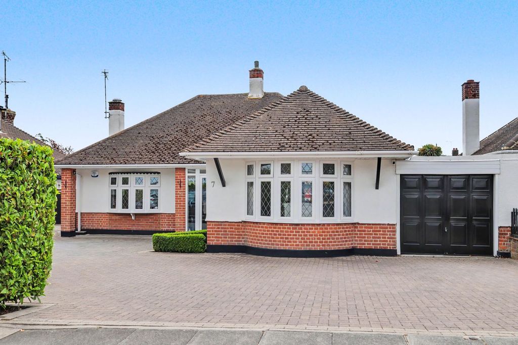 Property photo 1 of 25