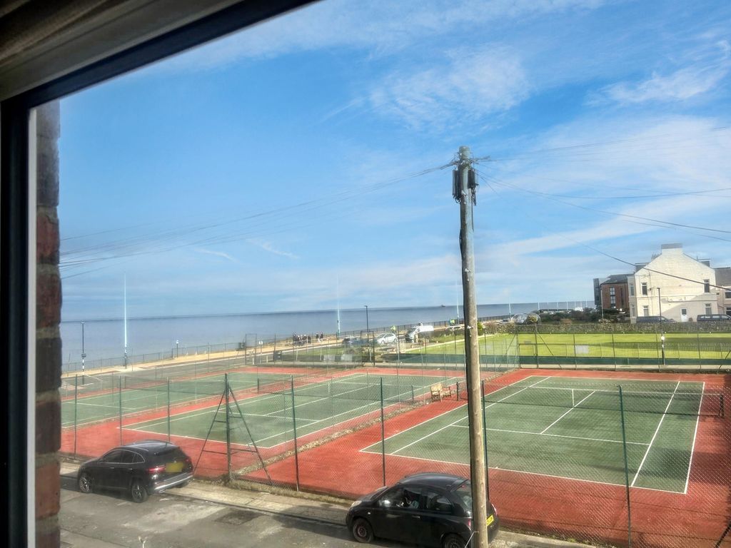 Property photo 3 of 26