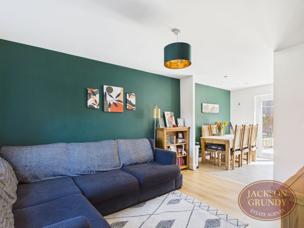 Property photo 2 of 10 Badeslade