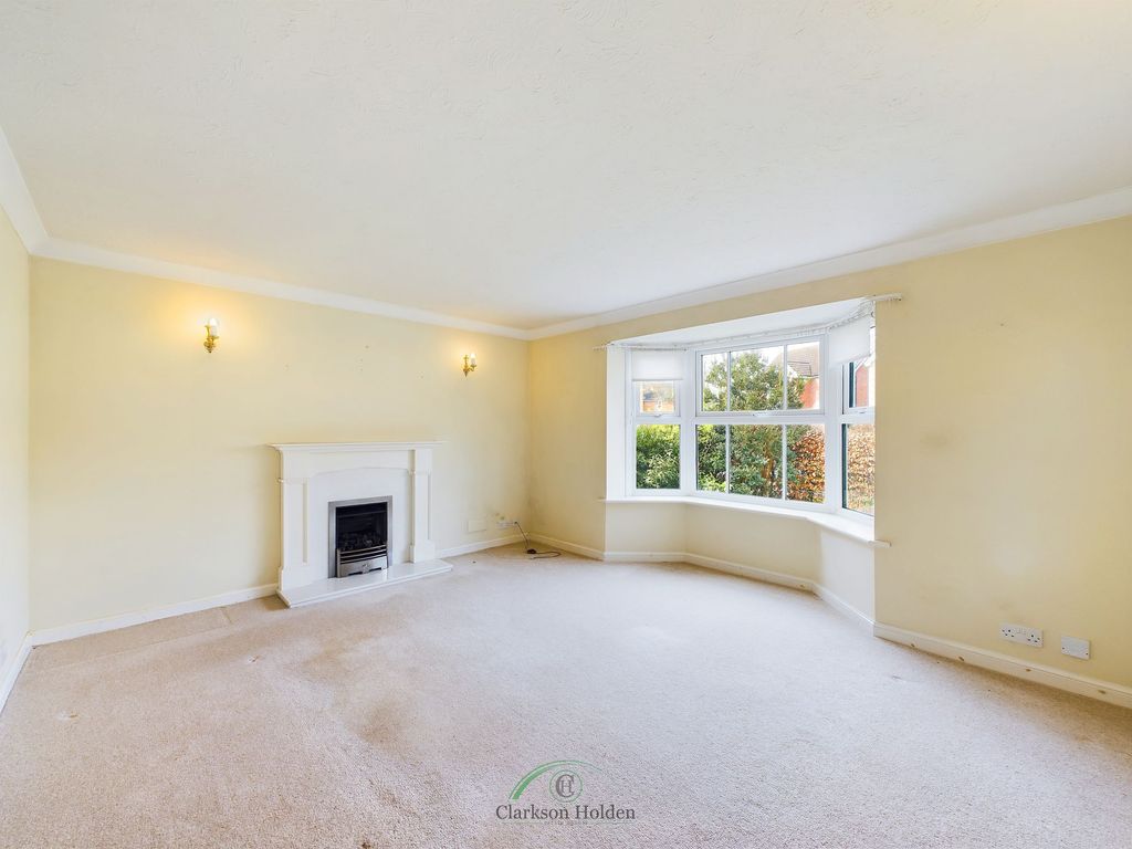 Property photo 2 of 24