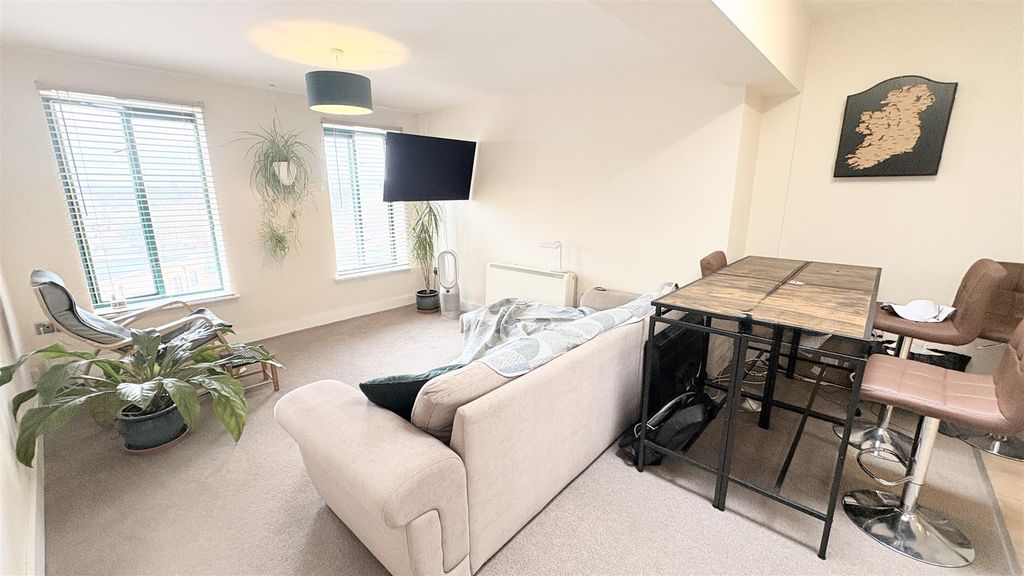 Property photo 2 of 7 Img_0587.Jpeg