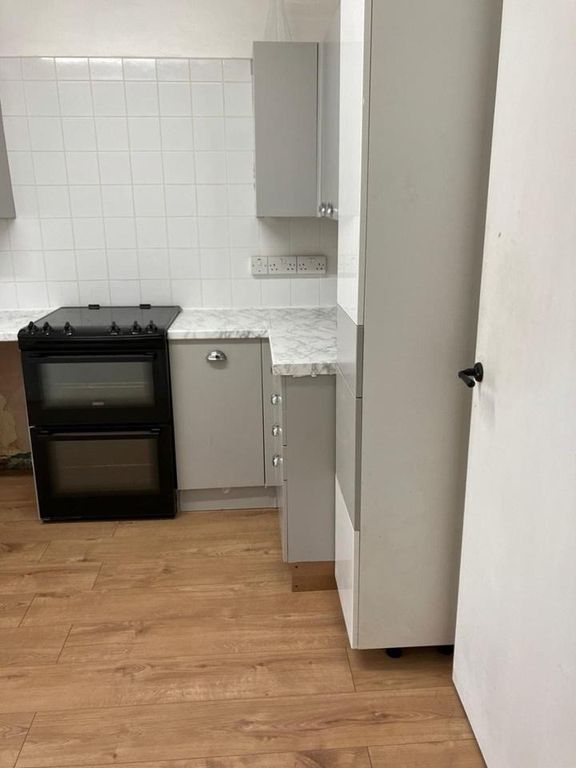 Property photo 3 of 6 Image