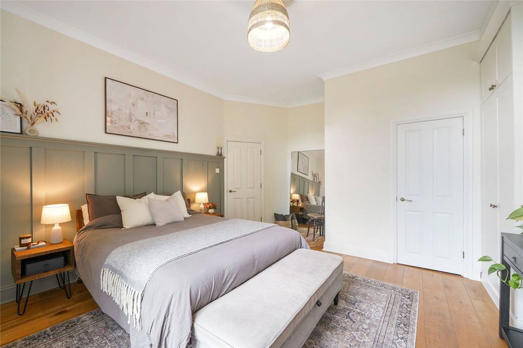 Property photo 2 of 15 Picture No. 16