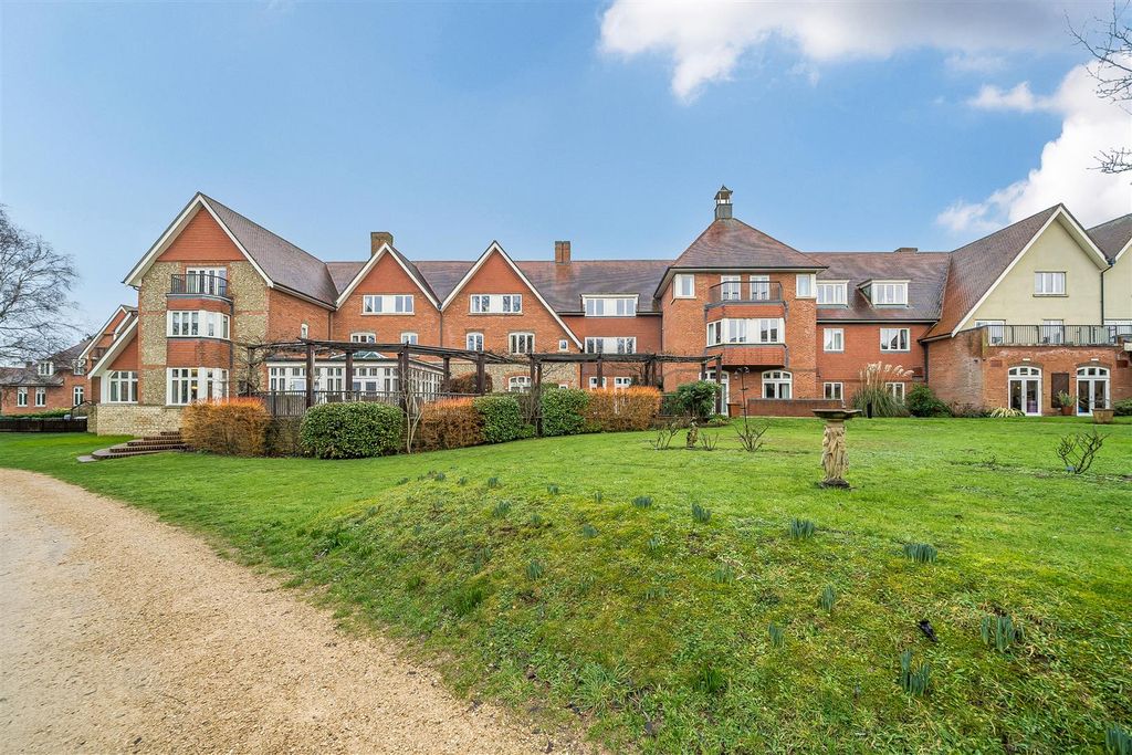 Property photo 2 of 50 1408428-22-6985Df3dc0098.Jpg