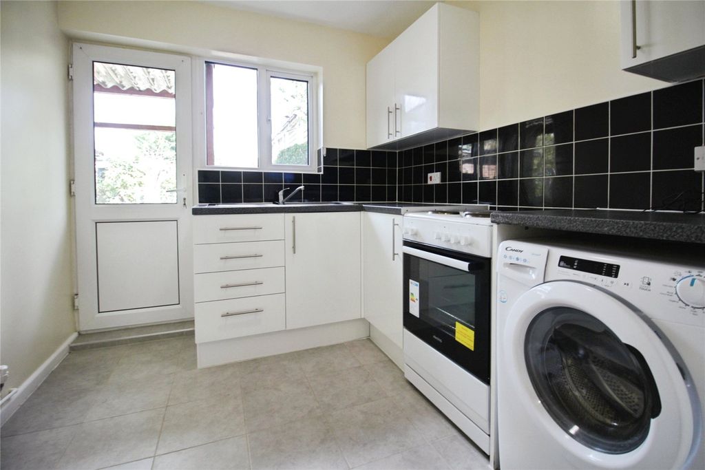 Property photo 2 of 9 Picture No. 02