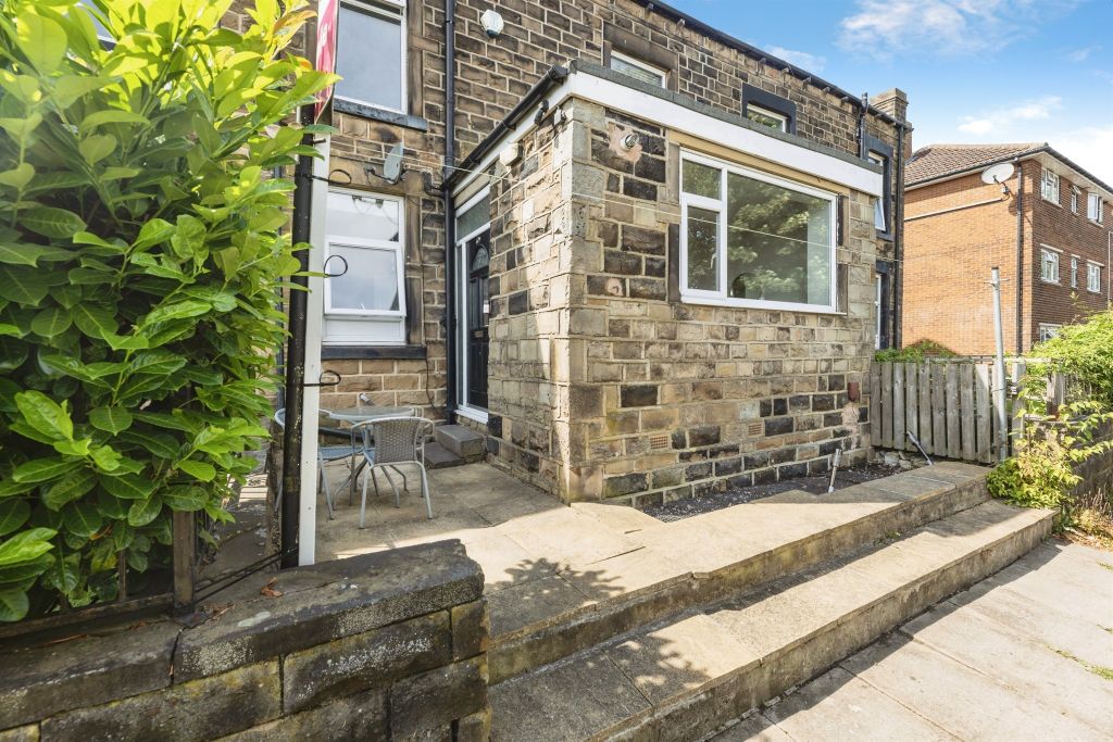 Property photo 1 of 16