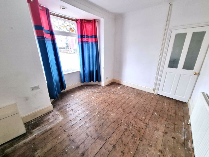 Property photo 3 of 25 Photo 3