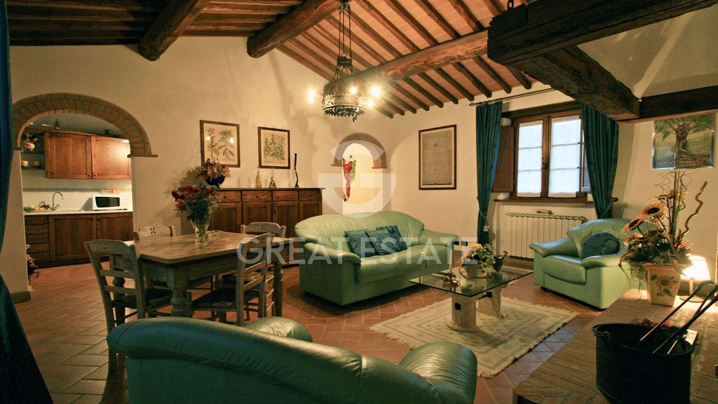 Property photo 2 of 50 Interiors