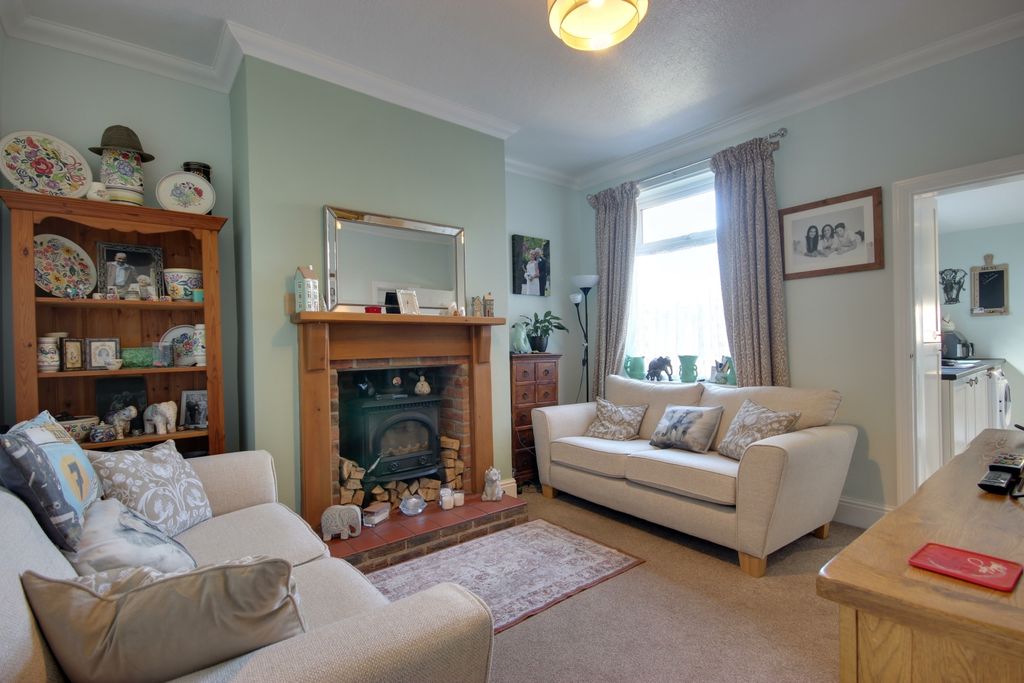 Property photo 3 of 21 1 2nd Lounge A