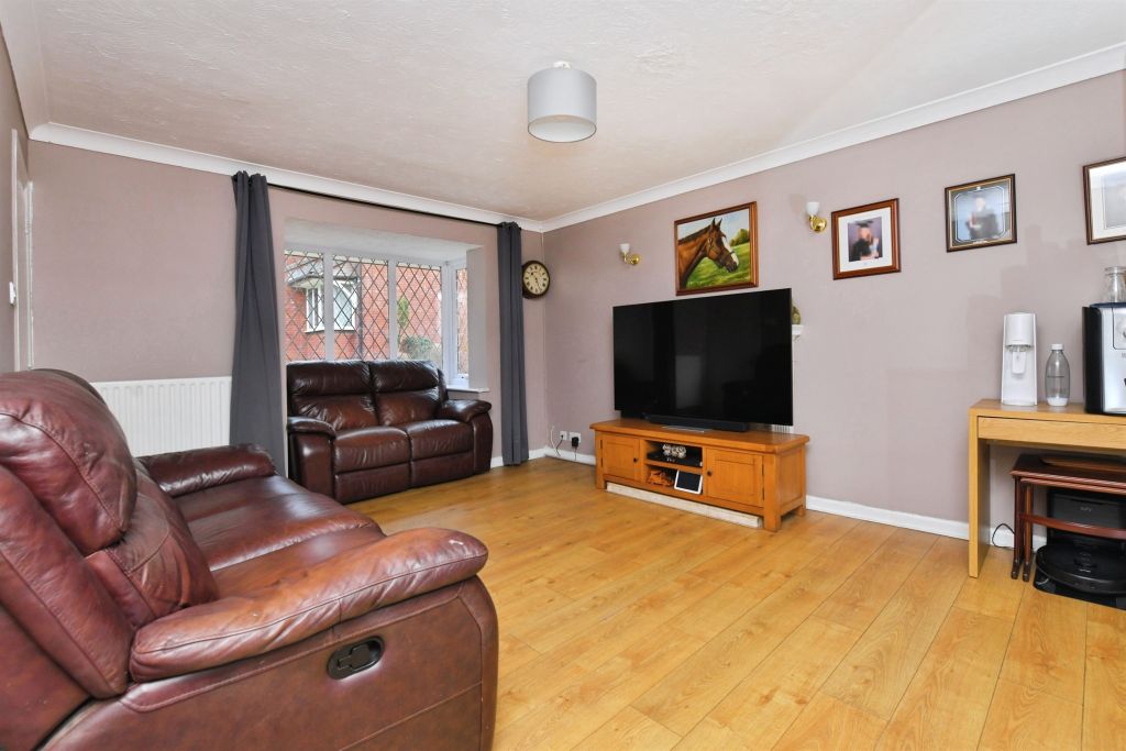 Property photo 3 of 21