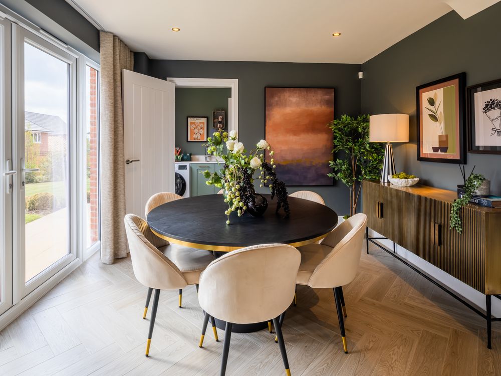 Property photo 3 of 10 Redrow - The Highgate - Dining - 69443