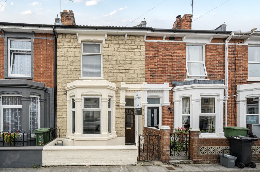 Property photo 1 of 12 1333862-1-688B2Ca...