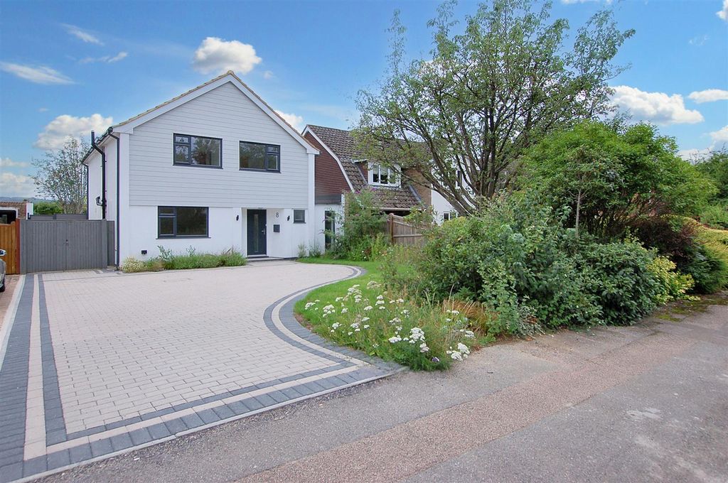 Property photo 1 of 35