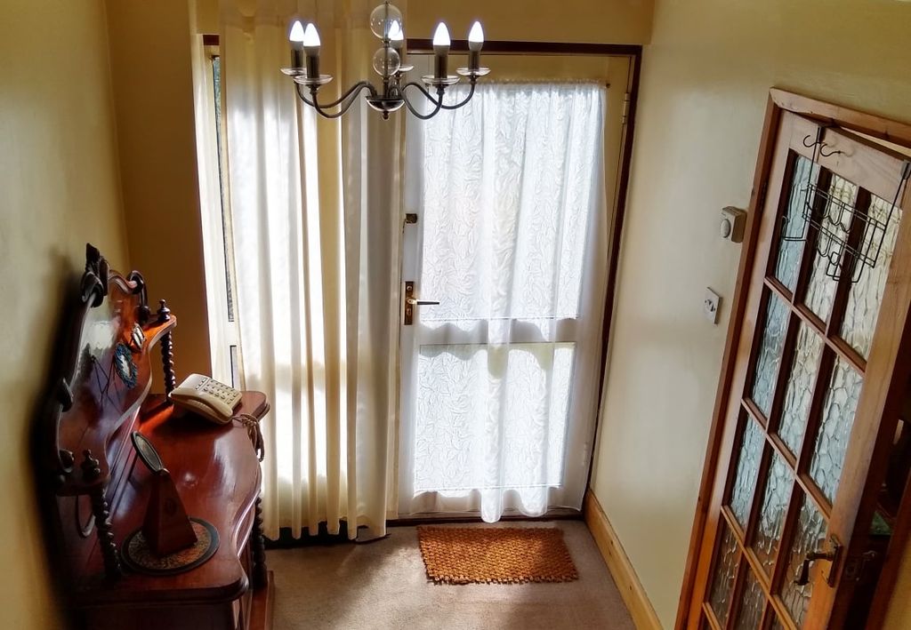 Property photo 3 of 26