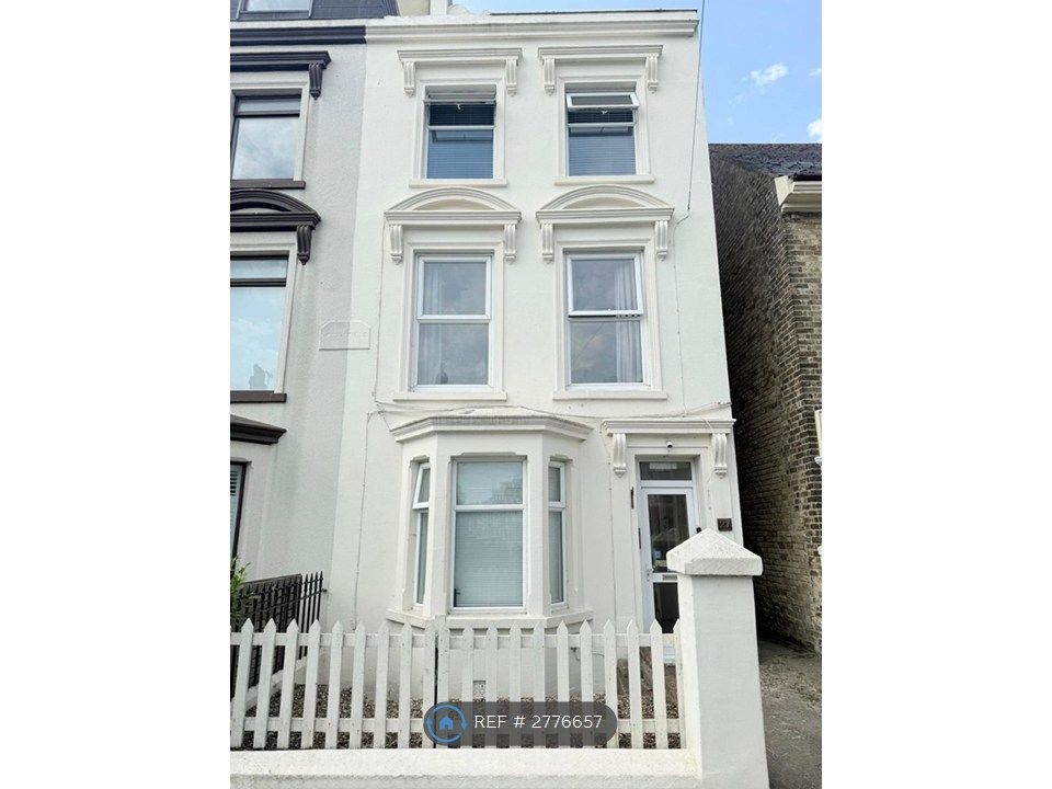 Property photo 3 of 8