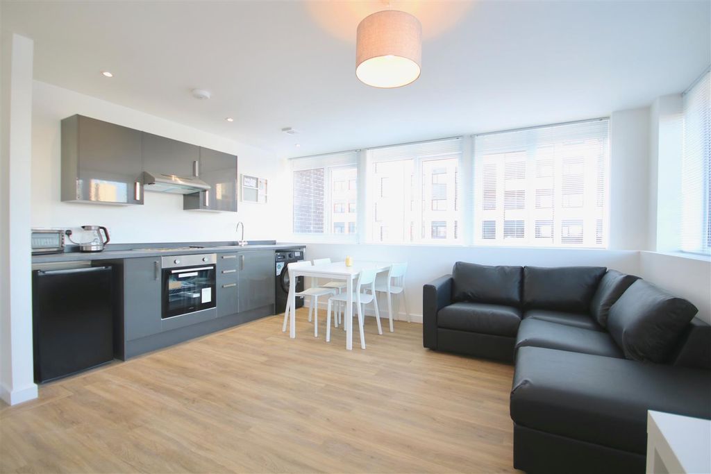 Property photo 3 of 14 Img_0973.Jpg