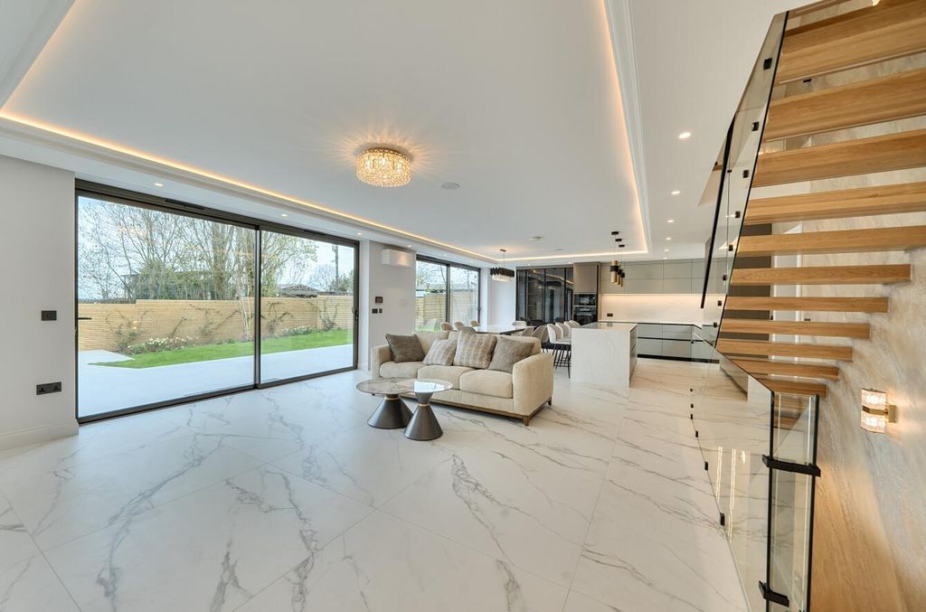 Property photo 2 of 30 Davidson Frost-Wellings, Dfw, Brockley Hill, Stanm