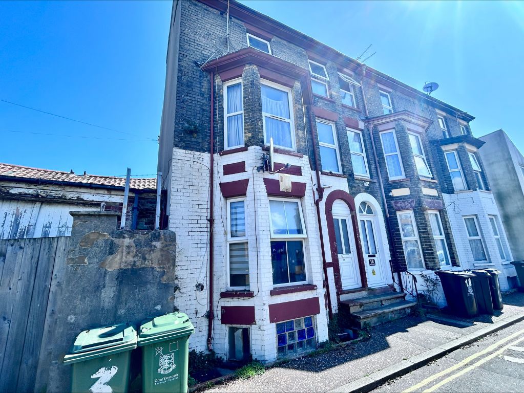 Property photo 2 of 10