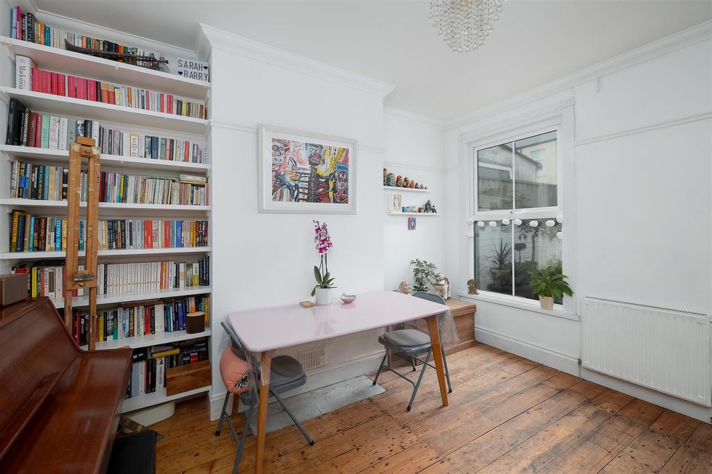 Property photo 2 of 19 Dining Room
