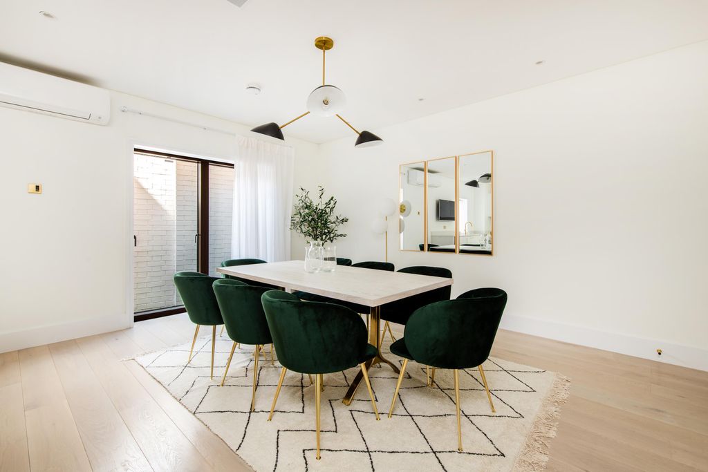 Property photo 3 of 15 Image