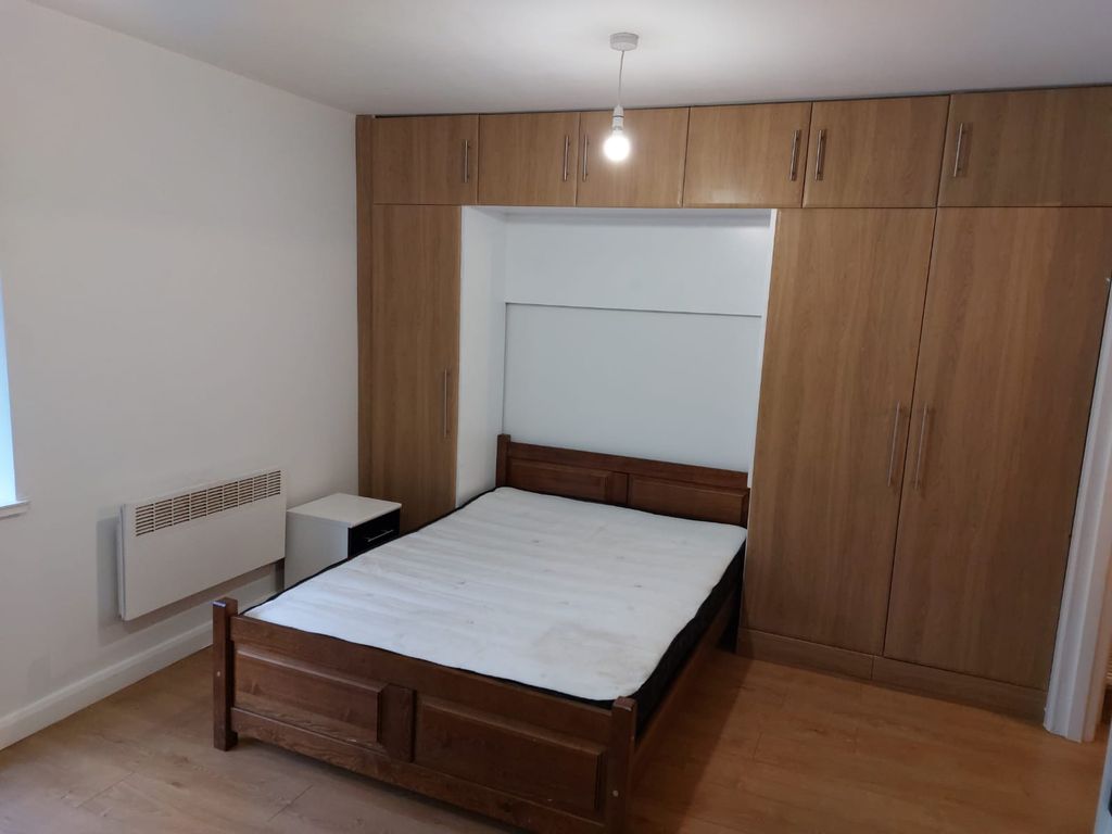 Property photo 2 of 5 Gallery