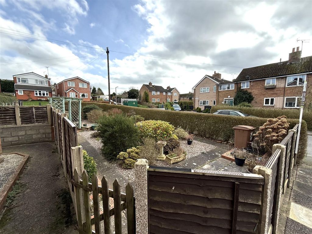 Property photo 2 of 17 3 The Up Garden 2.Jpeg