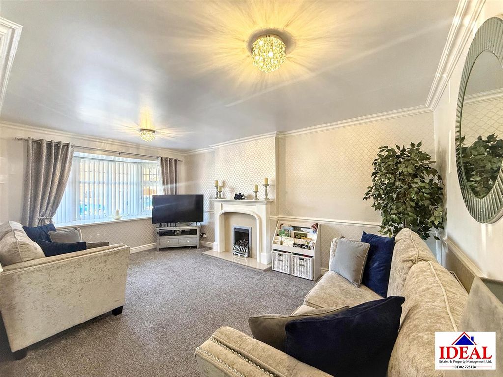 Property photo 3 of 20 Image00022.Jpg