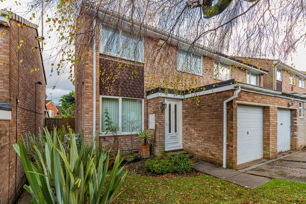 Property photo 1 of 28 13-22.Jpg