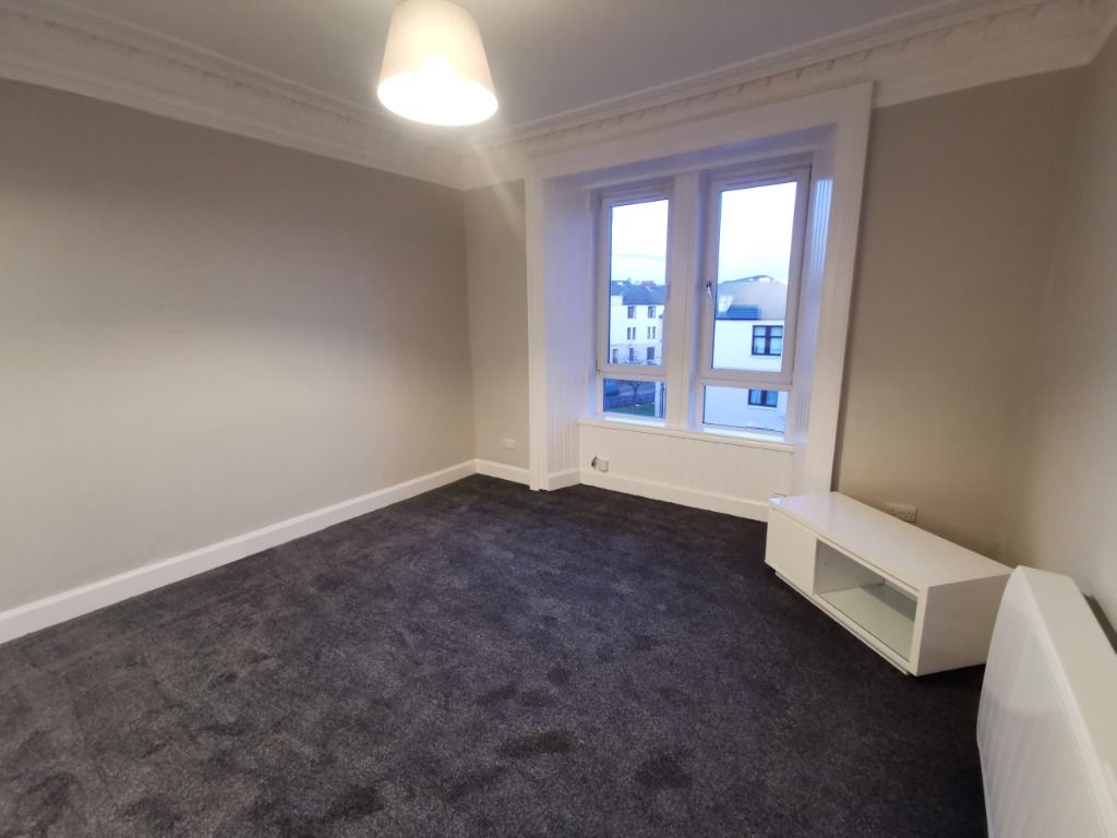 Property photo 3 of 11 Photo 3