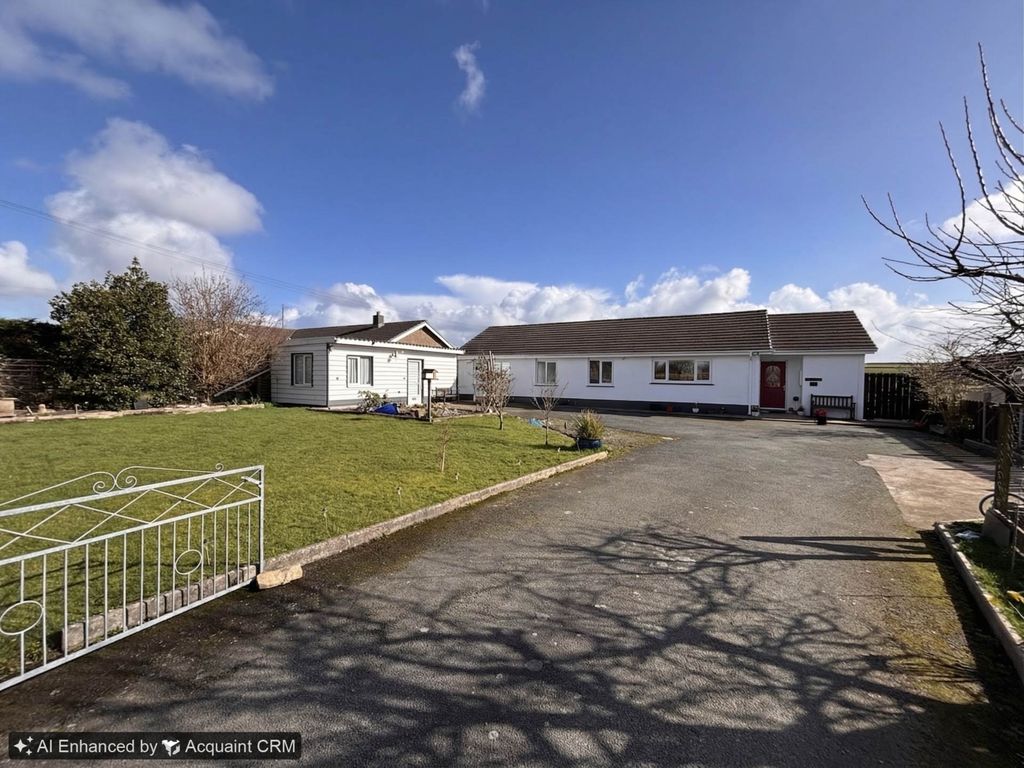 Property photo 1 of 28