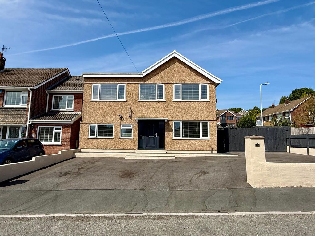 Property photo 1 of 24