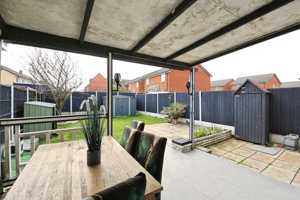 Property photo 3 of 15 Pbox-Img.Jpg