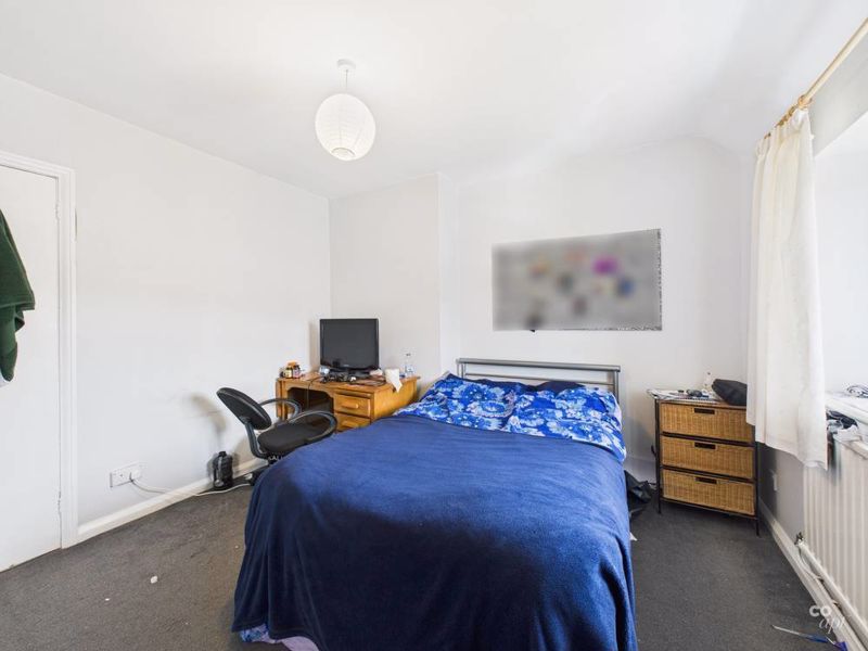 Property photo 2 of 11 Photo 11