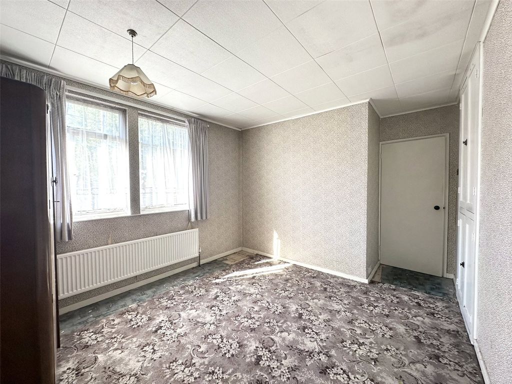 Property photo 3 of 22 Master Bedroom