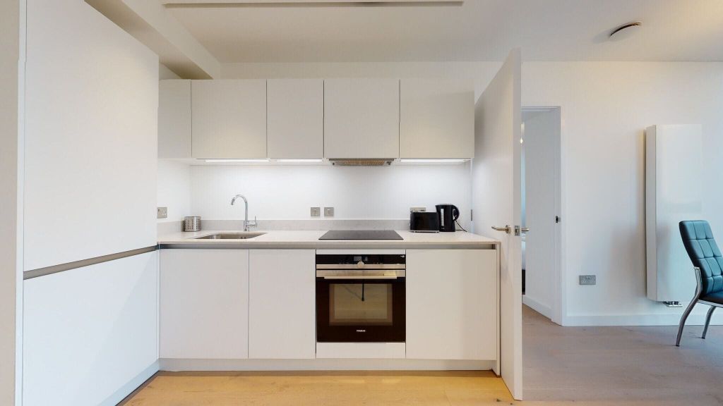 Property photo 2 of 16 Kitchen