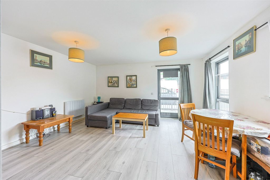 Property photo 3 of 13 Picture No. 07