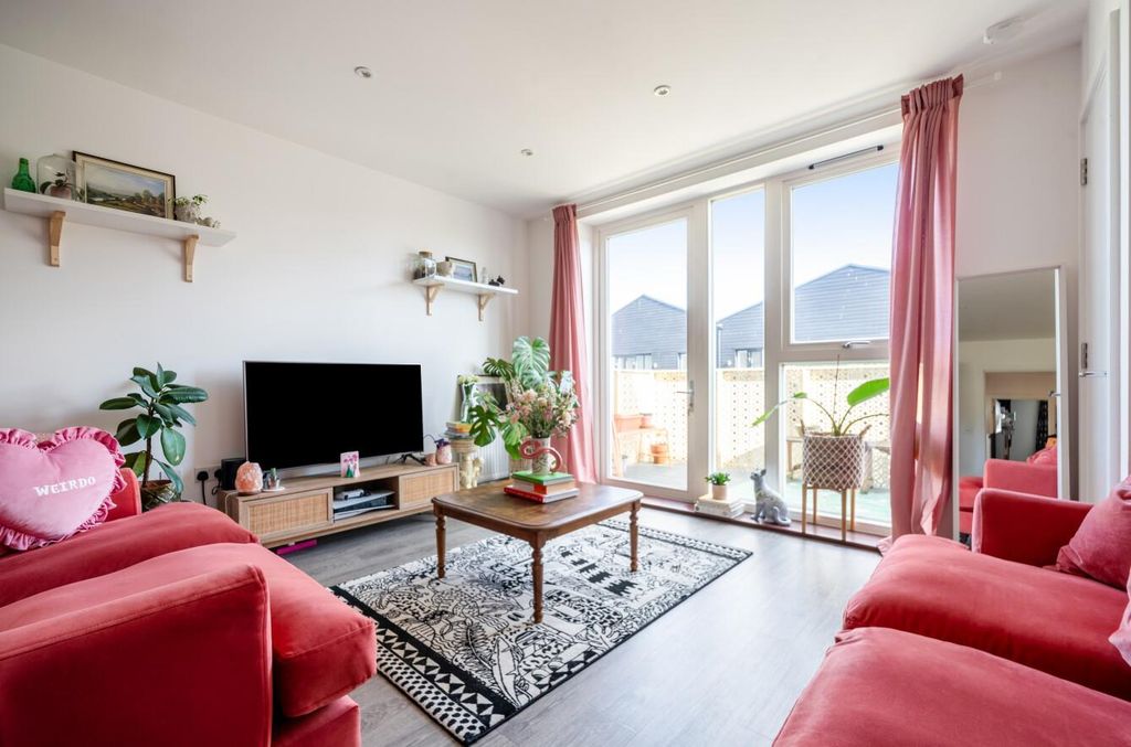 Property photo 1 of 12 1252606 (12).Jpg