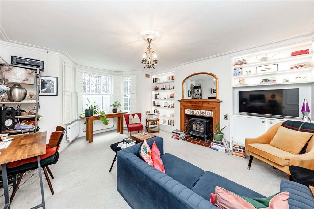 Property photo 1 of 5