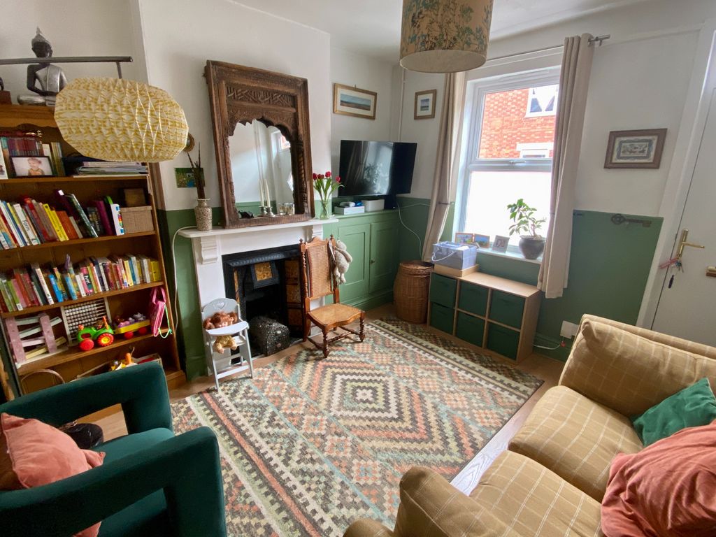 Property photo 2 of 16
