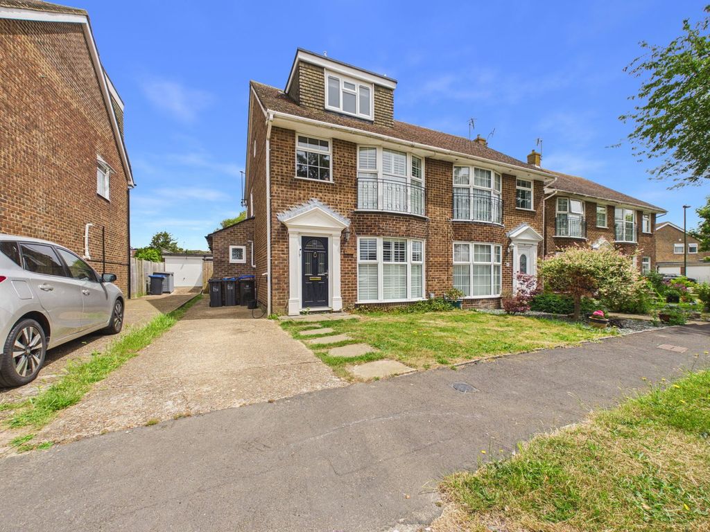 Property photo 1 of 22