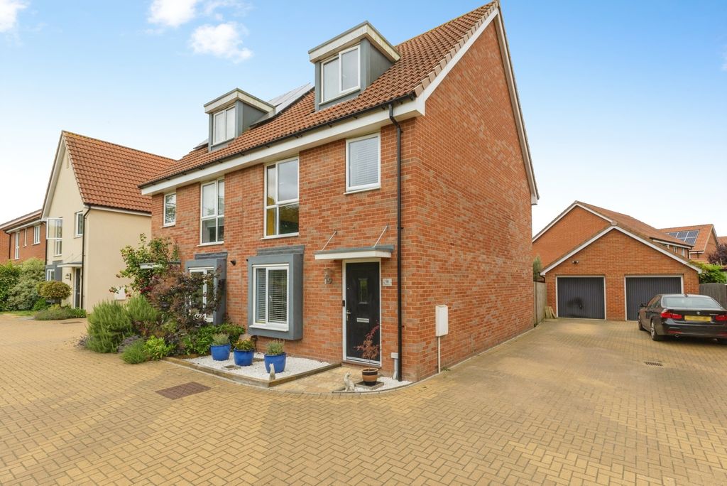 Property photo 1 of 18 Pbox-Img.Jpg