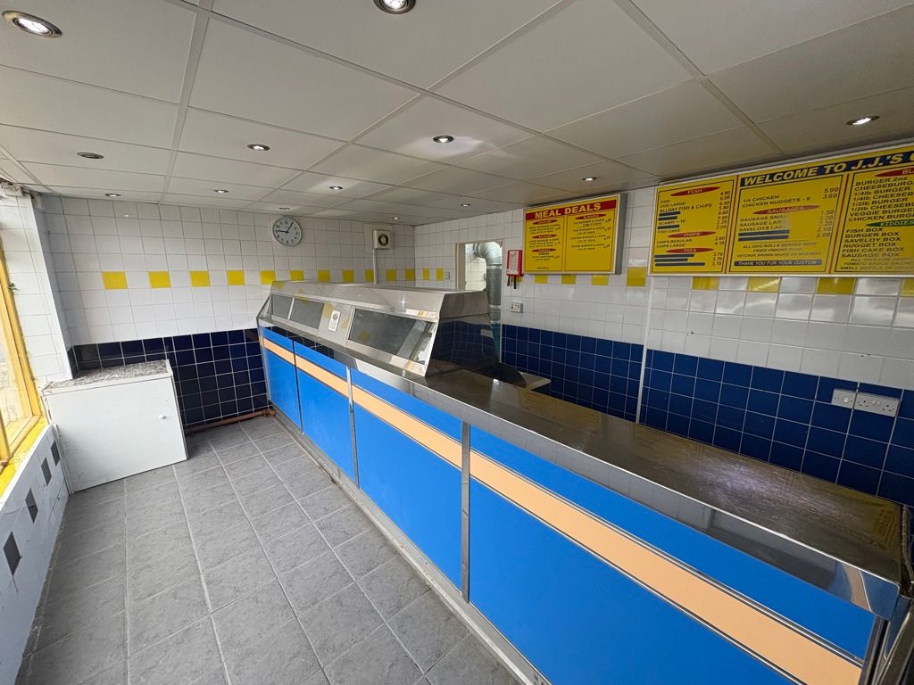 Property photo 3 of 12 Photo 8