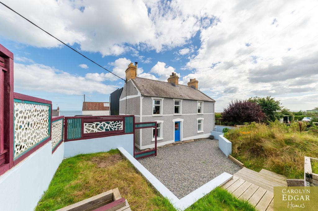 Property photo 1 of 81 021