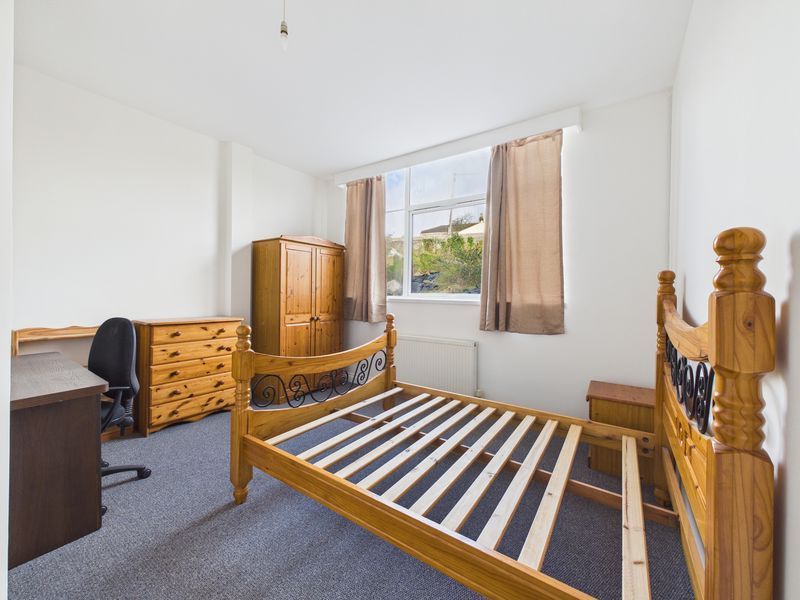 Property photo 3 of 4 Bedroom