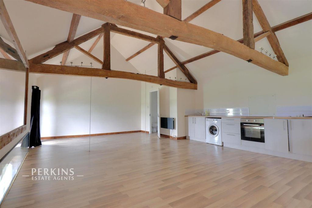 Property photo 2 of 4 Studio..Jpg