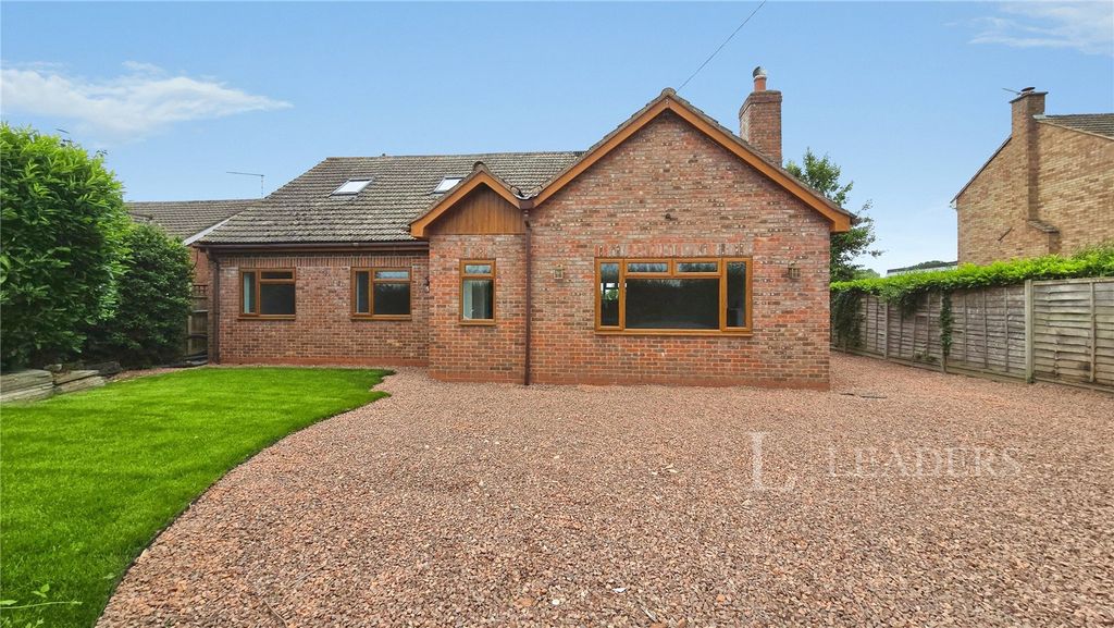 Property photo 1 of 33 Picture No. 02