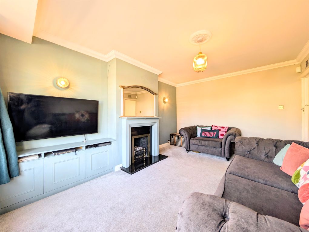 Property photo 3 of 18